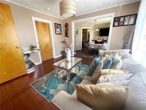 893 Main Ave, Warwick, RI 02886 photo 5