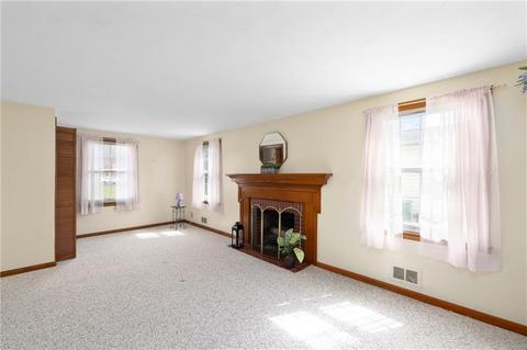 47 Deborah Rd, Warwick, RI 02888 photo 3