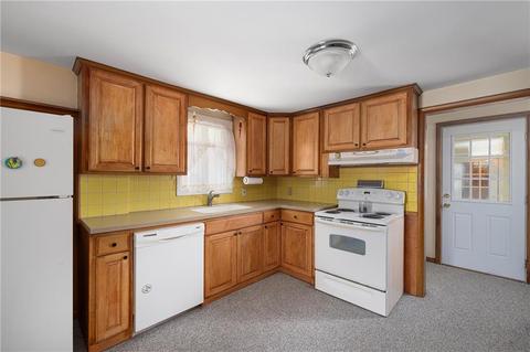 47 Deborah Rd, Warwick, RI 02888 photo 7