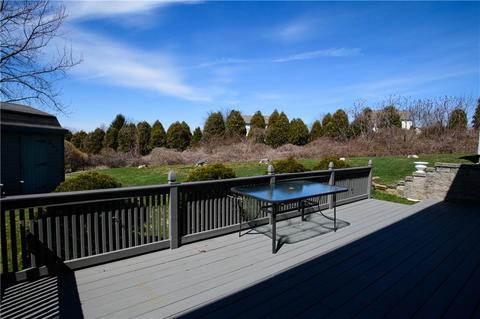 24 Longmeadow Ave, Middletown, RI 02842 photo 16