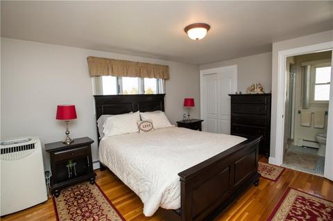24 Longmeadow Ave, Middletown, RI 02842 photo 12
