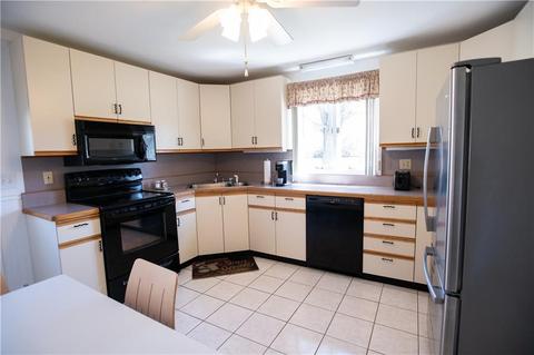24 Longmeadow Ave, Middletown, RI 02842 photo 10
