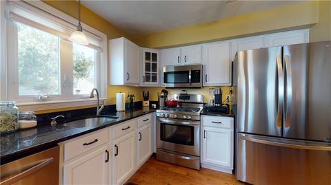 501 Brookhaven Ln, Woonsocket, RI 02895 photo 12