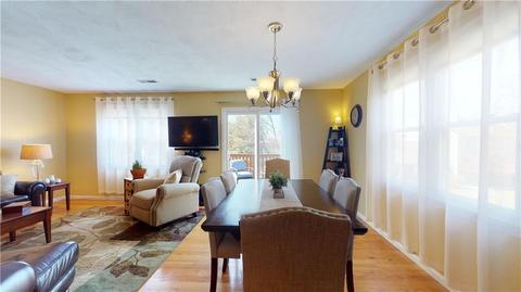501 Brookhaven Ln, Woonsocket, RI 02895 photo 14