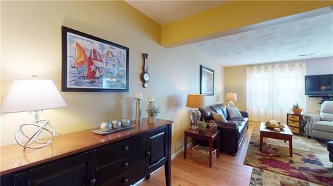 501 Brookhaven Ln, Woonsocket, RI 02895 photo 9