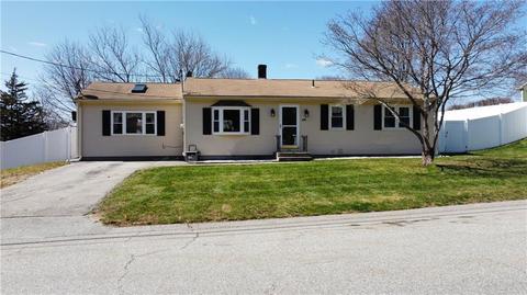 49 Annette Ave, Woonsocket, RI 02895 photo 2