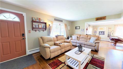 49 Annette Ave, Woonsocket, RI 02895 photo 8