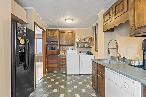 86 Flint St, Fall River, MA 02723 photo 6