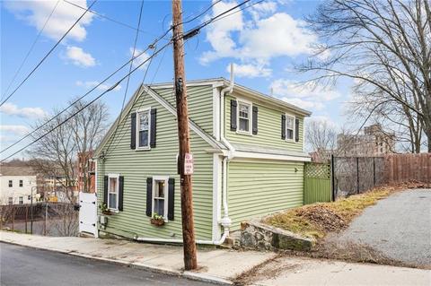 96 Cato St, Woonsocket, RI 02895 photo 36
