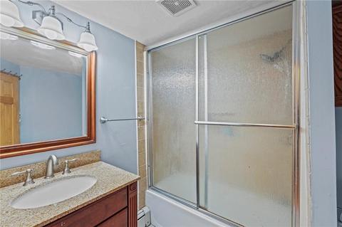 96 Cato St, Woonsocket, RI 02895 photo 13