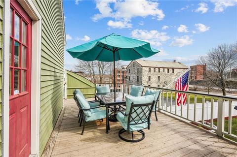 96 Cato St, Woonsocket, RI 02895 photo 28
