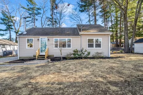 51 Centre Rd, Glocester, RI 02814 photo 1