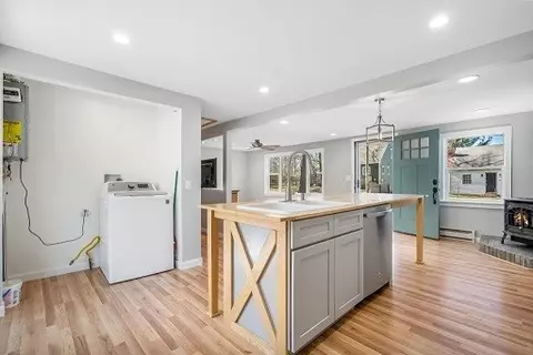 51 Centre Rd, Glocester, RI 02814 photo 13