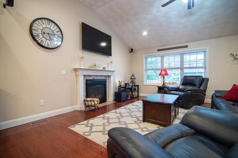 147 E Shore Dr, Coventry, RI 02816 photo 5