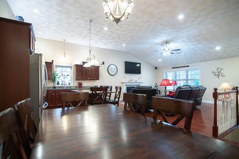 147 E Shore Dr, Coventry, RI 02816 photo 12