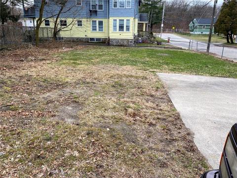 20 Avenue B, Woonsocket, RI 02895 photo 29