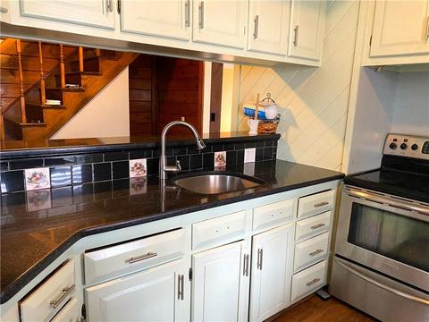 20 Avenue B, Woonsocket, RI 02895 photo 6