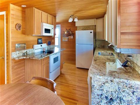 4 Quarry Rd, Warwick, RI 02889 photo 4