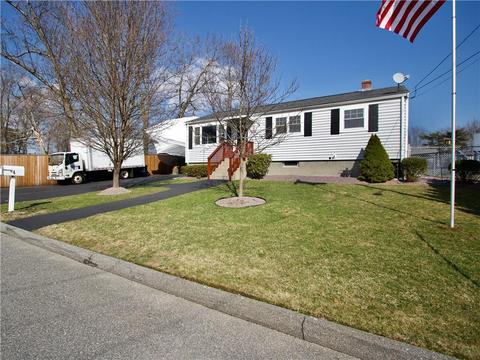 4 Quarry Rd, Warwick, RI 02889 photo 1