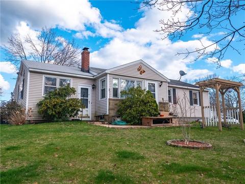 64 Amherst Rd, Warwick, RI 02889 photo 1