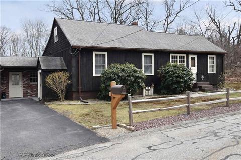 590 Jillson Ave, Woonsocket, RI 02895 photo 3