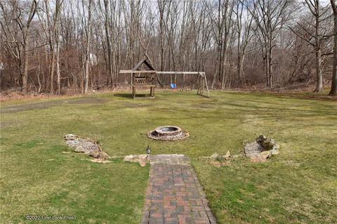 590 Jillson Ave, Woonsocket, RI 02895 photo 7