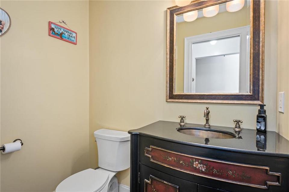  173 S Woody Hill Rd, Westerly, RI 02891 photo 17