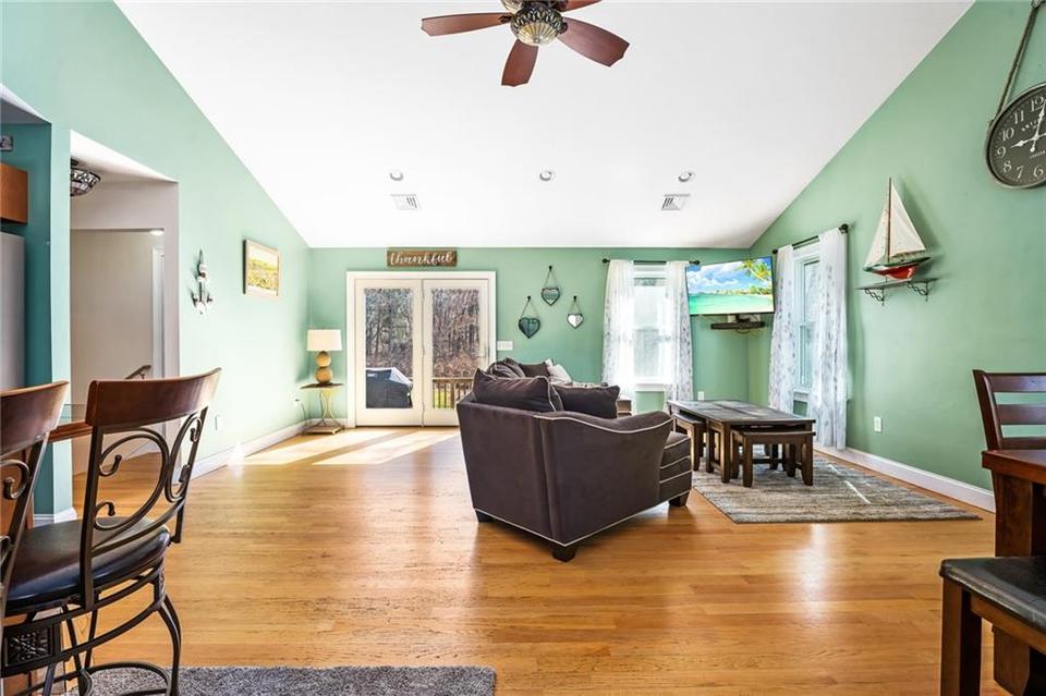  173 S Woody Hill Rd, Westerly, RI 02891 photo 5
