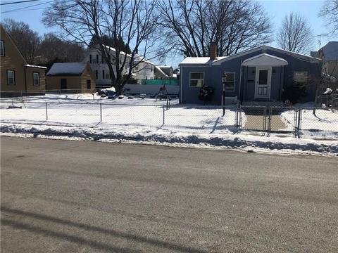 341 Ballou St, Woonsocket, RI 02895 photo 1