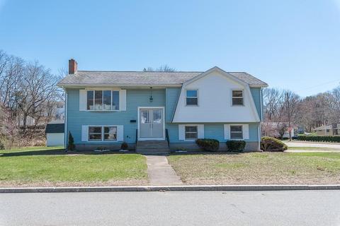 13 Mitris Blvd, Woonsocket, RI 02895 photo 1