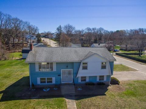 13 Mitris Blvd, Woonsocket, RI 02895 photo 3