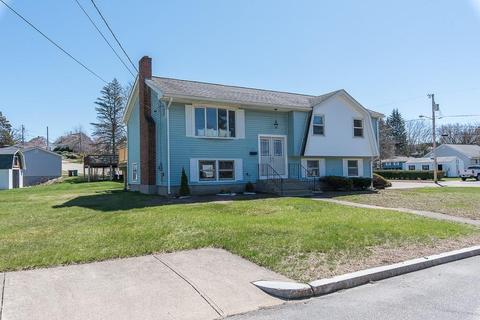 13 Mitris Blvd, Woonsocket, RI 02895 photo 19