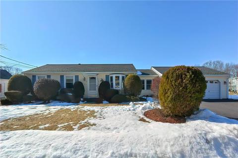 326 Grandview Ave, Woonsocket, RI 02895 photo 40
