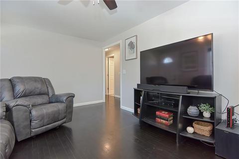326 Grandview Ave, Woonsocket, RI 02895 photo 15