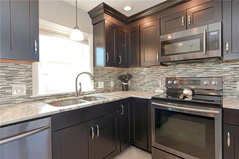 326 Grandview Ave, Woonsocket, RI 02895 photo 5