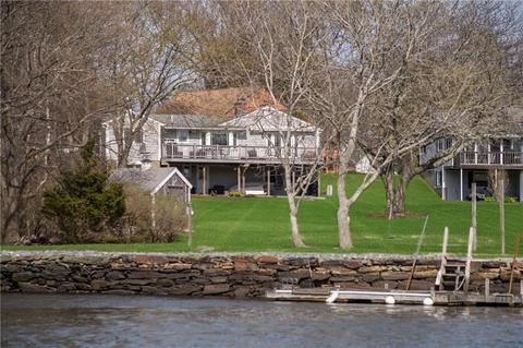 86 Dory Rd, Warwick, RI 02886 photo 1