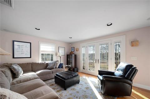 86 Dory Rd, Warwick, RI 02886 photo 10