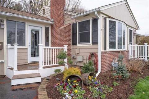 143 Covington Dr, Warwick, RI 02886 photo 6