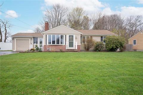 143 Covington Dr, Warwick, RI 02886 photo 2