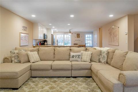 272 Cass Ave #4, Woonsocket, RI 02895 photo 7