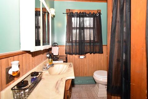 26 Benoit St, Coventry, RI 02816 photo 5