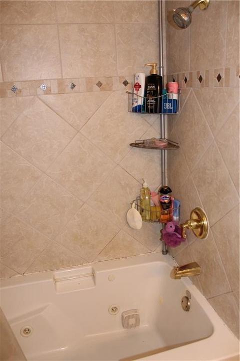 88 Bend St, Warwick, RI 02889 photo 17