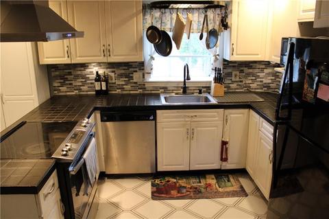 88 Bend St, Warwick, RI 02889 photo 5