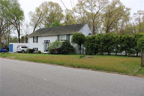 88 Bend St, Warwick, RI 02889 photo 1