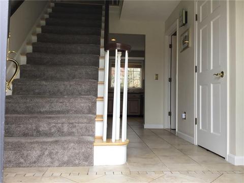 10 Thyme Dr, Cranston, RI 02921 photo 13