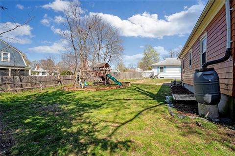17 Locust Ter, Warren, RI 02885 photo 7