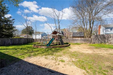 17 Locust Ter, Warren, RI 02885 photo 5