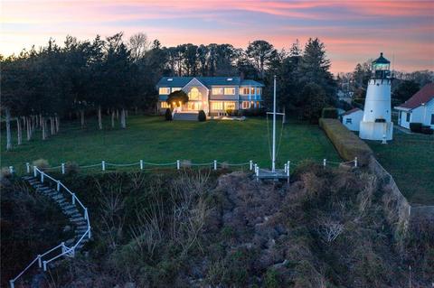 2 Briarcliff Ave, Warwick, RI 02889 photo 4