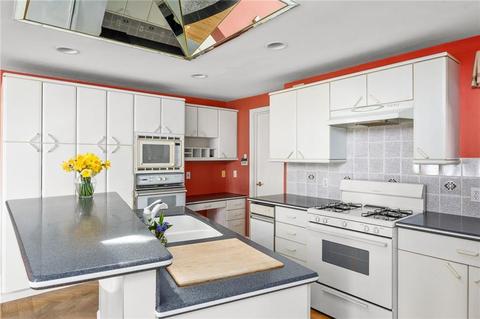 2 Briarcliff Ave, Warwick, RI 02889 photo 14