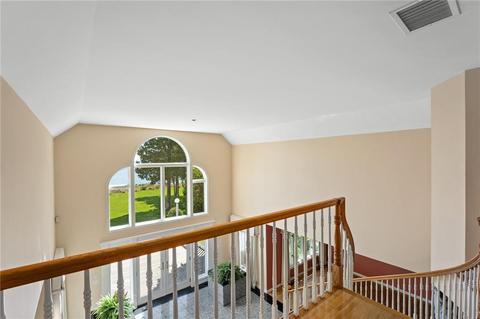 2 Briarcliff Ave, Warwick, RI 02889 photo 18